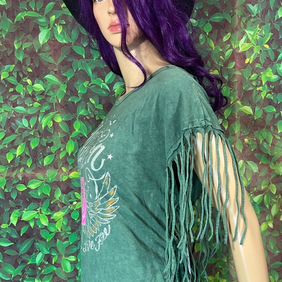 Affliction Women’s T-Shirt - Picture 2 of 12